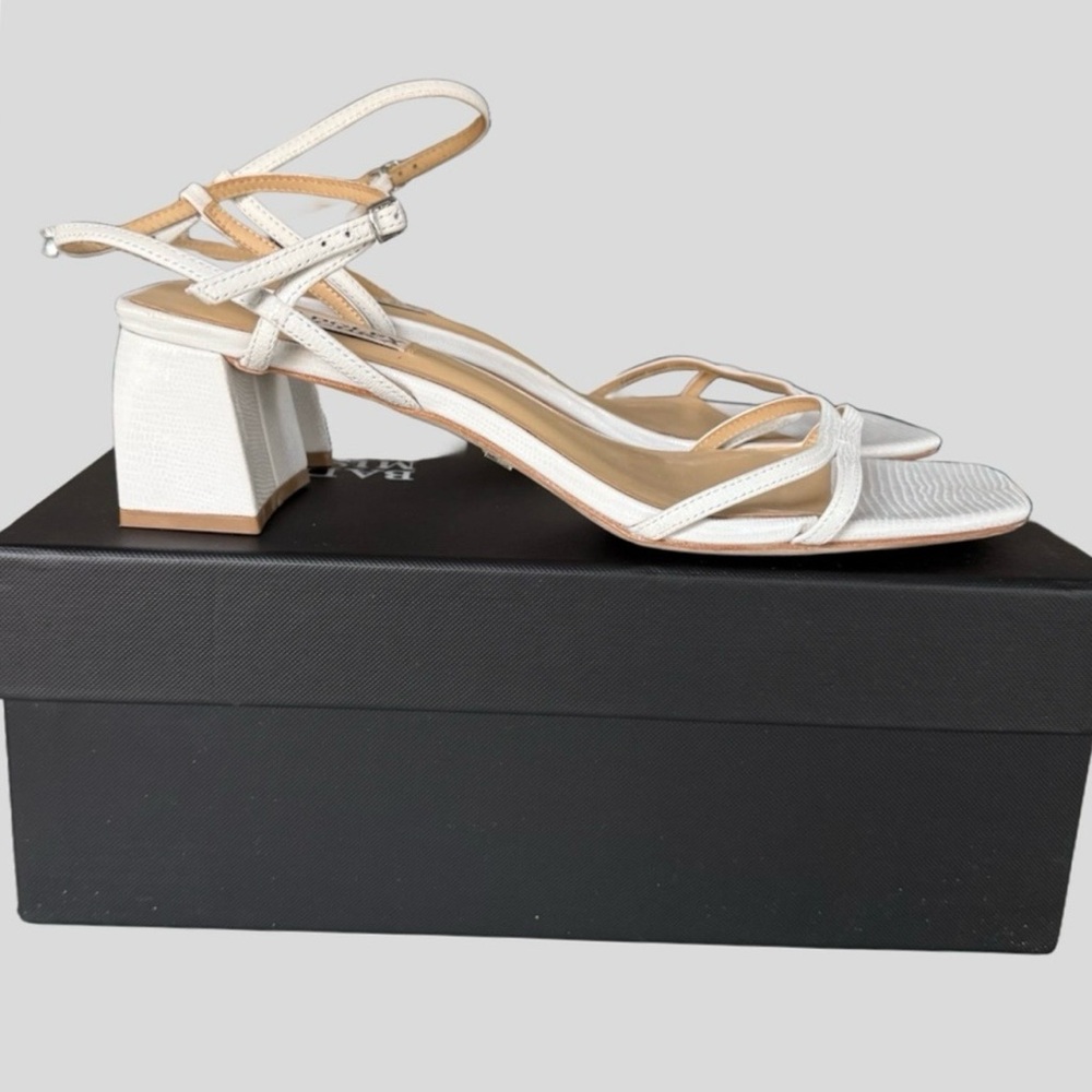 Badgley Mischka Carlota White Leather Square Toe Block Heel Sandals – Size 9 - Picture 5 of 9
